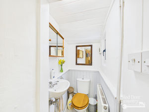 WC- click for photo gallery